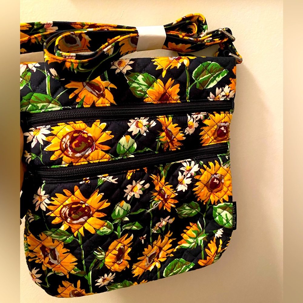 Vera Bradley Sunflowers Triple Zip Hipster bag
